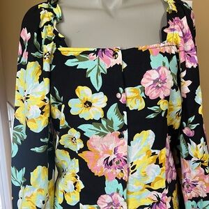 Who What Wear vibrant colors Black and Pink Ruffled Blouse